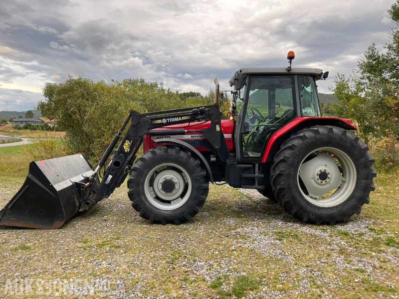 2000 Massey Ferguson 4270 med Trima 4.80 laster og snøskuffe *Kun 4969 Timer* - Tracteur agricole: photos 1 2000 Massey Ferguson 4270 med Trima 4.80 laster og snøskuffe *Kun 4969 Timer* - Tracteur agricole: photos 1