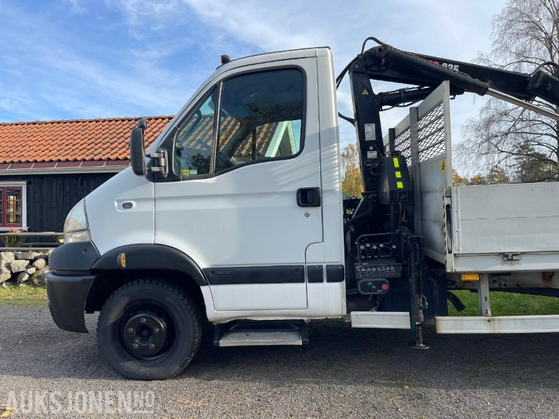 2005 Renault Mascott - Camion grue: photos 2 2005 Renault Mascott - Camion grue: photos 2