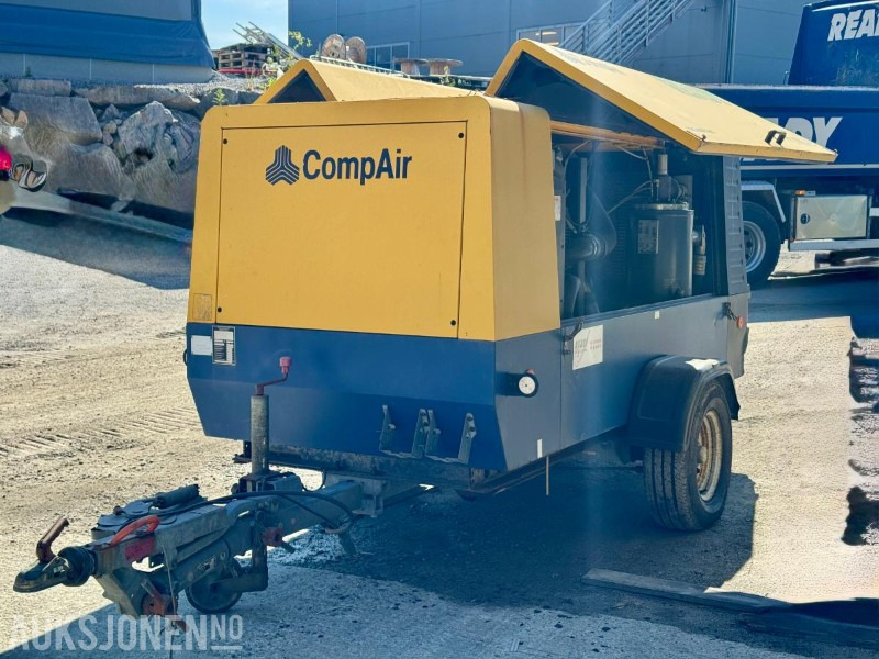 2006 CompAir DLT1302 - Kompressor - Timer: 2529 - Matériel de chantier: photos 3 2006 CompAir DLT1302 - Kompressor - Timer: 2529 - Matériel de chantier: photos 3