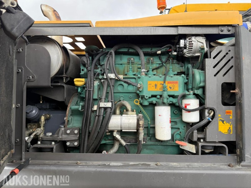 Pelle 2006 Volvo EW140B Hjulgraver m/pallegaffel og skuff - Steelwrist tiltrotator.: photos 12 Pelle 2006 Volvo EW140B Hjulgraver m/pallegaffel og skuff - Steelwrist tiltrotator.: photos 12