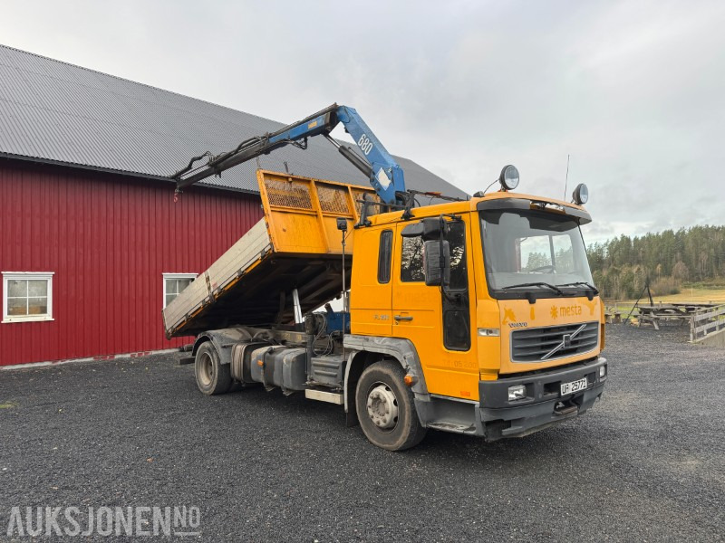 2006 Volvo FL6 H 4X2 Kranbil med tipp - HMF 683K2 Kran - Camion grue: photos 4 2006 Volvo FL6 H 4X2 Kranbil med tipp - HMF 683K2 Kran - Camion grue: photos 4