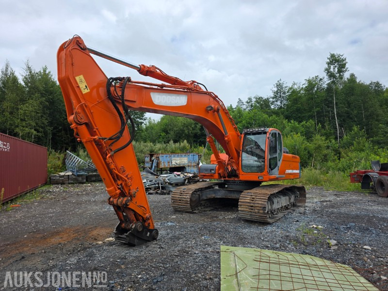 2007 Doosan DX340lc Beltegraver - S70 - 11312 arbeidstimer - - Pelle: photos 1 2007 Doosan DX340lc Beltegraver - S70 - 11312 arbeidstimer - - Pelle: photos 1