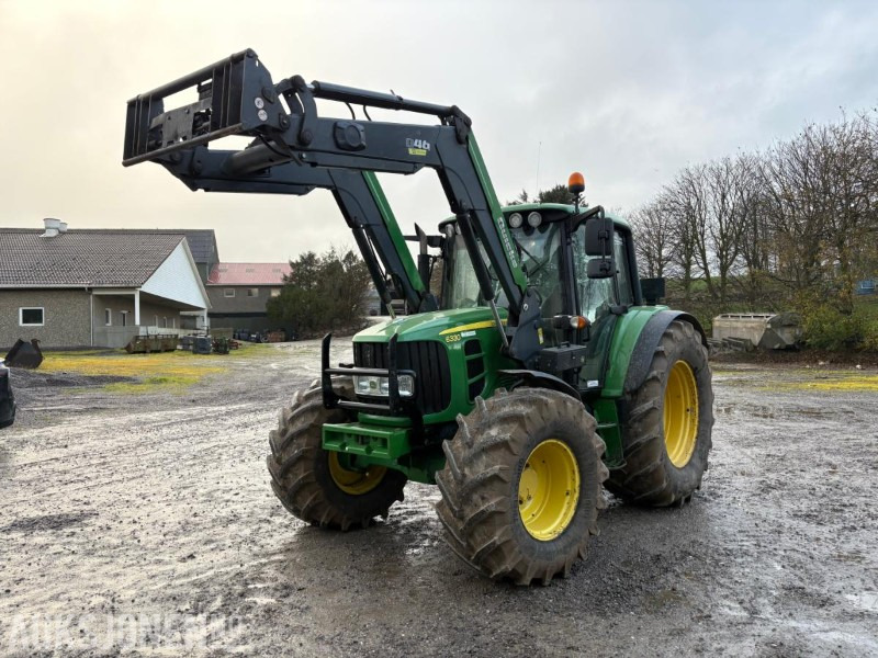 2008 John Deere 6330 Premium 40 km - Tracteur agricole: photos 1 2008 John Deere 6330 Premium 40 km - Tracteur agricole: photos 1