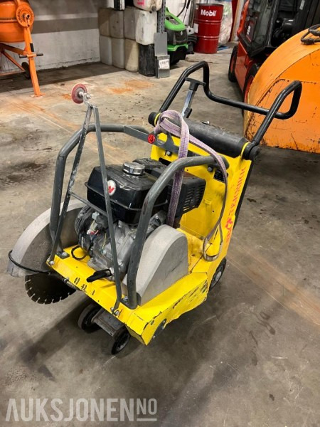 2009 Wacker Neuson BFS 1350AL - Asfalt og betongsag. - Matériel de chantier: photos 1 2009 Wacker Neuson BFS 1350AL - Asfalt og betongsag. - Matériel de chantier: photos 1
