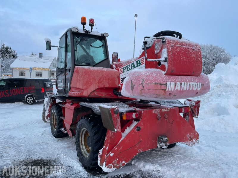 2011 Manitou Easy MRT 1840 Teleskoptruck med sving på hytte, 7368 timer - Chariot télescopique: photos 5 2011 Manitou Easy MRT 1840 Teleskoptruck med sving på hytte, 7368 timer - Chariot télescopique: photos 5
