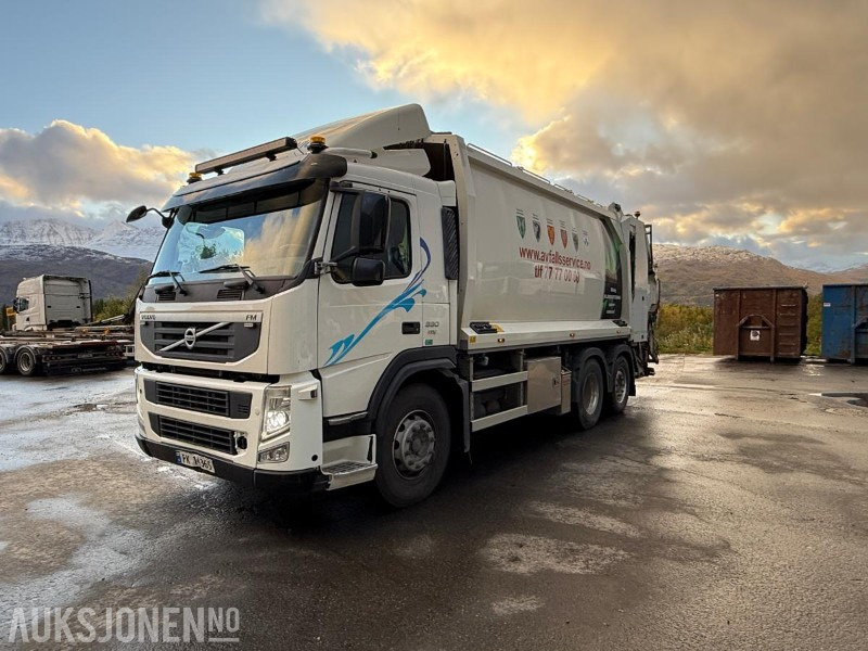 2011 Volvo FM330 6X2 Komprimatorbil 22M3 - Strøere - Baklaster - 353908KM - Benne à ordures ménagères: photos 1 2011 Volvo FM330 6X2 Komprimatorbil 22M3 - Strøere - Baklaster - 353908KM - Benne à ordures ménagères: photos 1