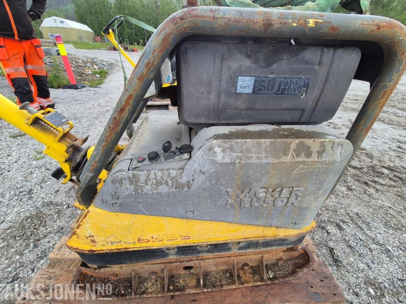 2012 Wacker Neuson DPU6555 / Hoppetusse / Vibroplate / Komprimator - Compacteur: photos 5 2012 Wacker Neuson DPU6555 / Hoppetusse / Vibroplate / Komprimator - Compacteur: photos 5