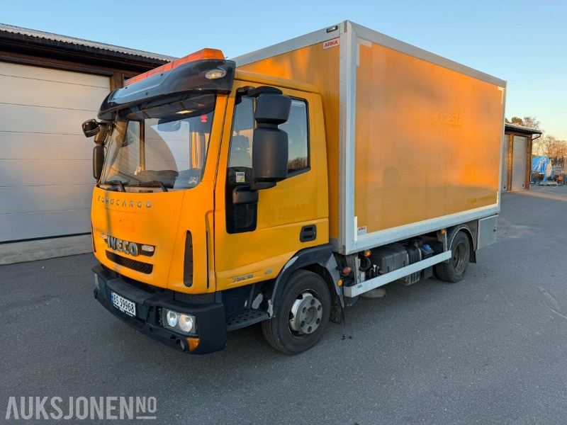 2013 Iveco Eurocargo 75E18 - Verkstedbil m/ Maxilift-kran & ZEPRO bakløfter - 148.000 km - Camion fourgon: photos 2 2013 Iveco Eurocargo 75E18 - Verkstedbil m/ Maxilift-kran & ZEPRO bakløfter - 148.000 km - Camion fourgon: photos 2