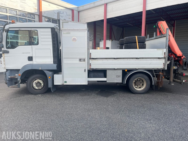 2013 MAN TGM 15.290 E- verkspåbygg med bak montert kran (Palfinger PK9002 – EH) og vinsj - Nye vinterfelger og dekk NYLIG EU OK - Camion grue: photos 4 2013 MAN TGM 15.290 E- verkspåbygg med bak montert kran (Palfinger PK9002 – EH) og vinsj - Nye vinterfelger og dekk NYLIG EU OK - Camion grue: photos 4