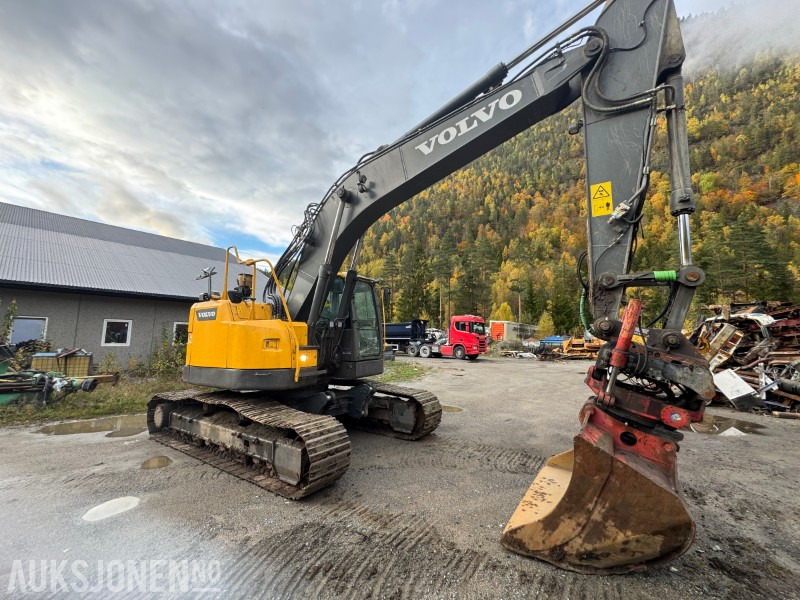 2013 Volvo ECR235DL Beltegraver - Tiltrotator - Pelle: photos 3 2013 Volvo ECR235DL Beltegraver - Tiltrotator - Pelle: photos 3