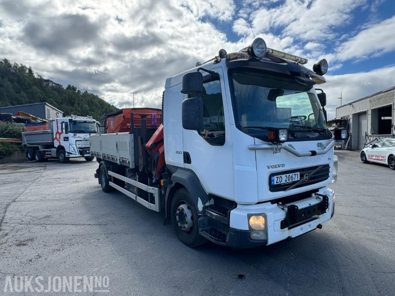 2013 Volvo FL-260 Kranbil - Palfinger - 3 Veis tipp - 277061KM - Camion grue: photos 4 2013 Volvo FL-260 Kranbil - Palfinger - 3 Veis tipp - 277061KM - Camion grue: photos 4