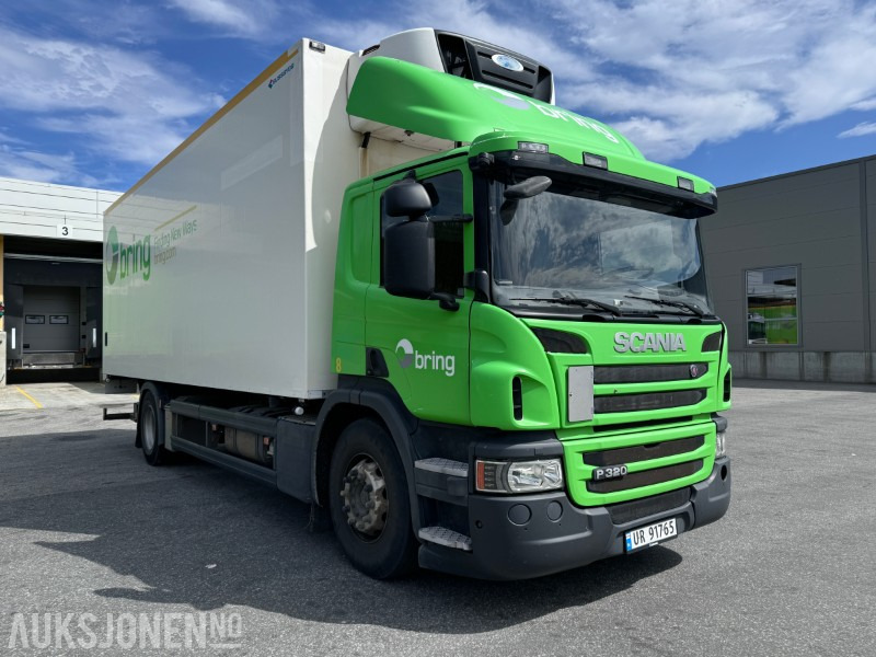 2014 Scania P320 - Skapbil med kjøl/fryse aggregat - Bakløft og sideåpning - 4x2 - Camion fourgon: photos 3 2014 Scania P320 - Skapbil med kjøl/fryse aggregat - Bakløft og sideåpning - 4x2 - Camion fourgon: photos 3
