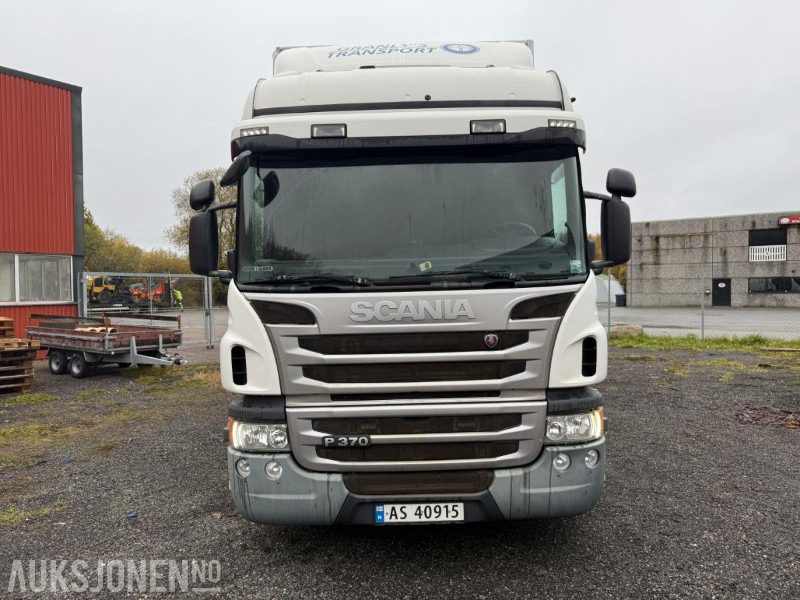 2014 Scania P370 SKAPBIL M/FULL SIDEÅPNING 18 PALLER TRUCKFESTE SERVICEHISTORIKK. - Camion fourgon: photos 3 2014 Scania P370 SKAPBIL M/FULL SIDEÅPNING 18 PALLER TRUCKFESTE SERVICEHISTORIKK. - Camion fourgon: photos 3
