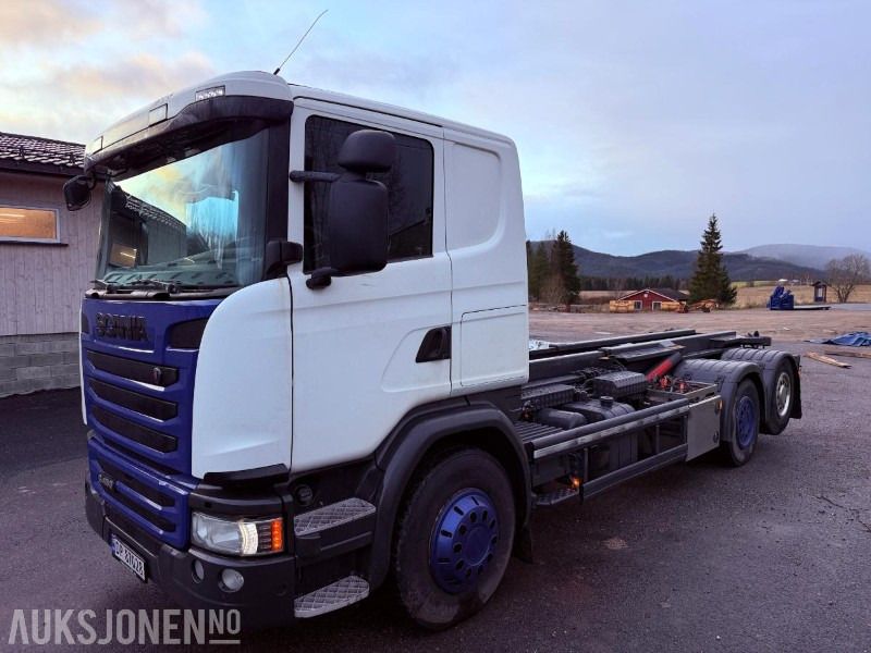 2015 Scania G450 EURO 6 444933 km - Styrbar boggi og Webasto - Camion ampliroll: photos 1 2015 Scania G450 EURO 6 444933 km - Styrbar boggi og Webasto - Camion ampliroll: photos 1