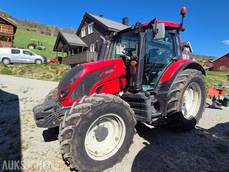 2016 Valtra N154E TwinTrac - Tracteur agricole: photos 1 2016 Valtra N154E TwinTrac - Tracteur agricole: photos 1