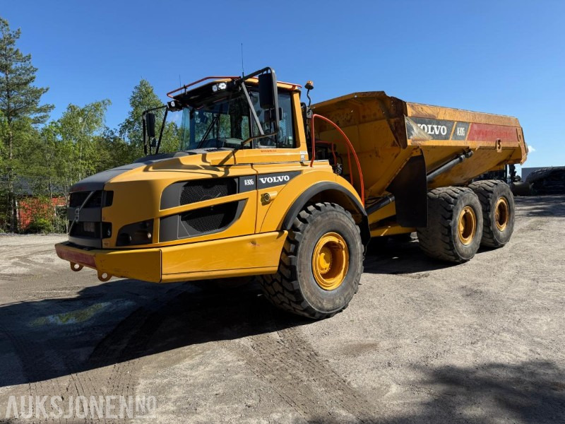 2016 Volvo A30G DUMPER SERVICEHISTORIKK SENTRALSMØRING. - Tombereau: photos 1 2016 Volvo A30G DUMPER SERVICEHISTORIKK SENTRALSMØRING. - Tombereau: photos 1