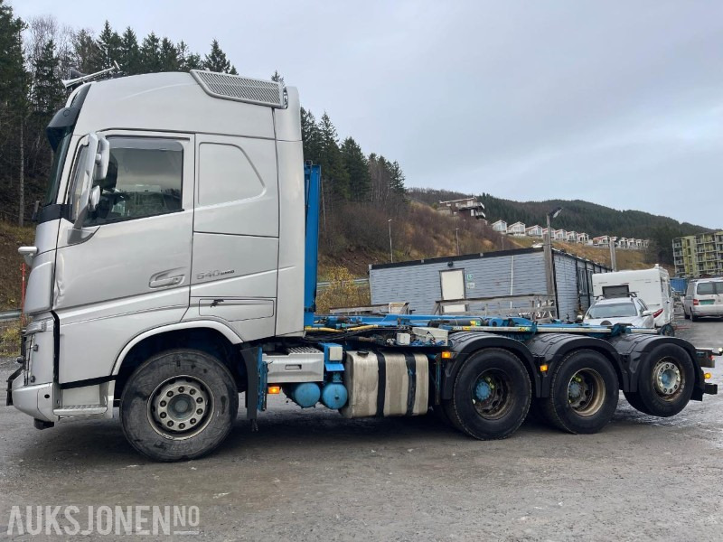 2016 Volvo FH 540 8x4 Tridem med Joab 24 t krokløft - Camion ampliroll: photos 2 2016 Volvo FH 540 8x4 Tridem med Joab 24 t krokløft - Camion ampliroll: photos 2