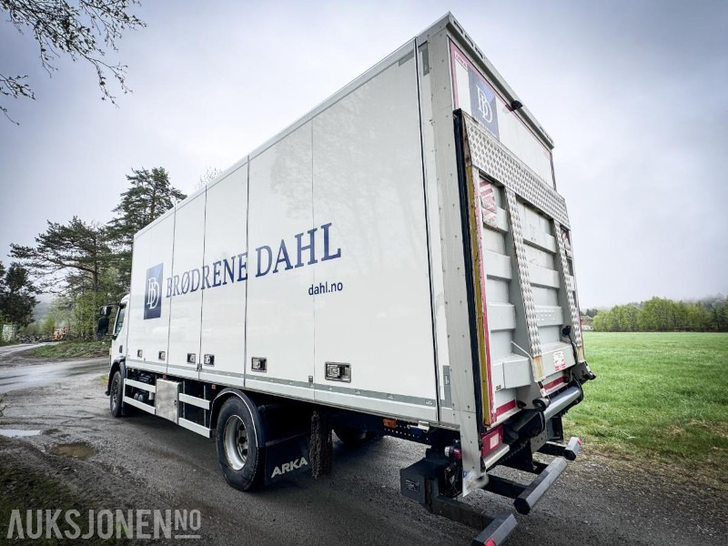 2017 Volvo FE - 320 - Distribusjons lastebil med bakløft - Gått kun 264.000 km - Camion fourgon: photos 4 2017 Volvo FE - 320 - Distribusjons lastebil med bakløft - Gått kun 264.000 km - Camion fourgon: photos 4