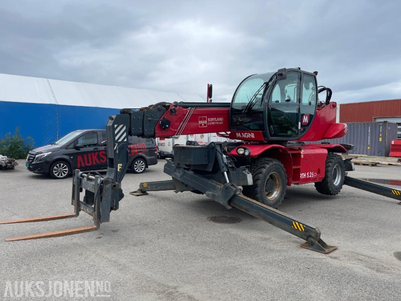 2018 Magni RTH 5.25 SH rundtomsvingende teleskoptruck med mye utstyr, 3602 timer - Chariot télescopique: photos 1 2018 Magni RTH 5.25 SH rundtomsvingende teleskoptruck med mye utstyr, 3602 timer - Chariot télescopique: photos 1