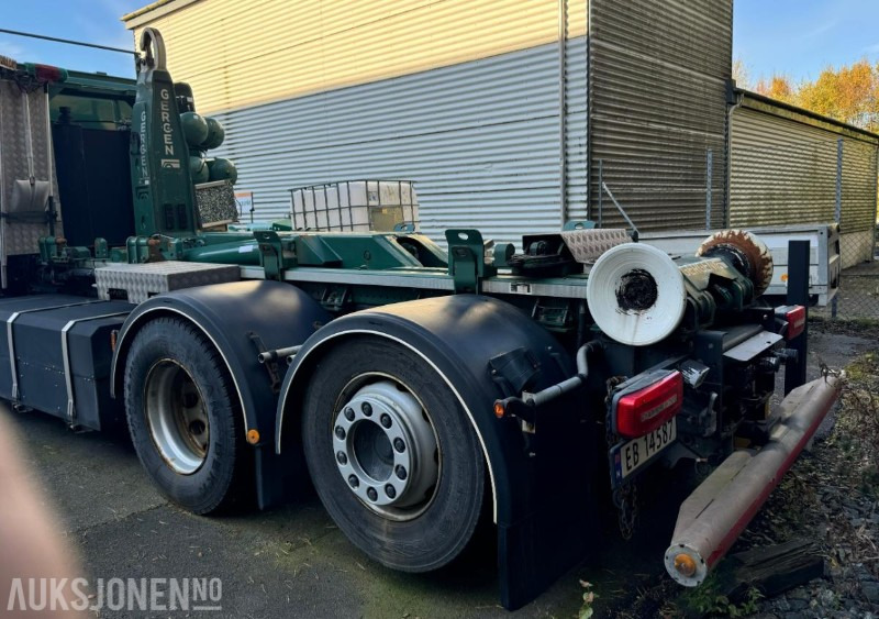 2019 Emoss 2828 - Krokbil - Km: 60531 - Camion ampliroll: photos 3 2019 Emoss 2828 - Krokbil - Km: 60531 - Camion ampliroll: photos 3