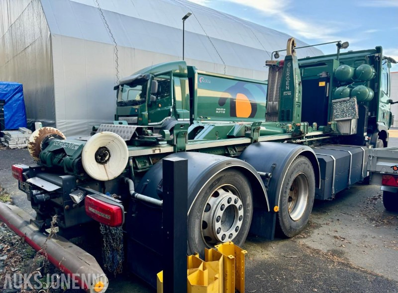 2019 Emoss 2828 - Krokbil - Km: 60531 - Camion ampliroll: photos 4 2019 Emoss 2828 - Krokbil - Km: 60531 - Camion ampliroll: photos 4