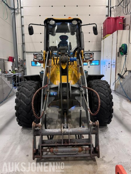 2019 Everun ER 25 Hjullaster med klappvingeskuffe - Sandstrøer - Tannskuffe - Pallegafler - Kosteaggregat - Chargeuse sur pneus: photos 2 2019 Everun ER 25 Hjullaster med klappvingeskuffe - Sandstrøer - Tannskuffe - Pallegafler - Kosteaggregat - Chargeuse sur pneus: photos 2