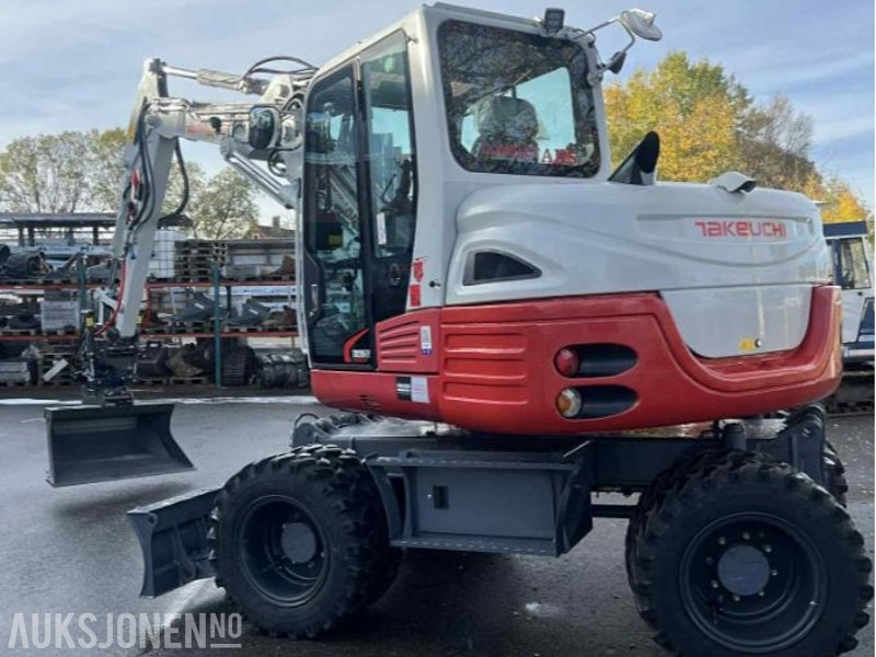 2020 Takeuchi TB295 W Ny smp rotortilt og pusskoffe Sentralsmøring Godkjent sertfisert - Pelle: photos 3 2020 Takeuchi TB295 W Ny smp rotortilt og pusskoffe Sentralsmøring Godkjent sertfisert - Pelle: photos 3