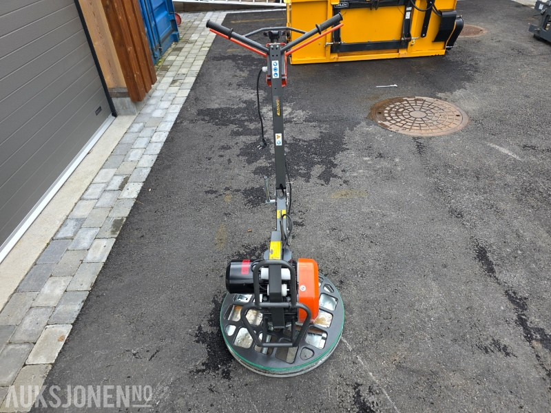 2021 Husqvarna BG245 helikopter/glattemaskin - 220 V - 1,5kW - Compacteur: photos 3 2021 Husqvarna BG245 helikopter/glattemaskin - 220 V - 1,5kW - Compacteur: photos 3