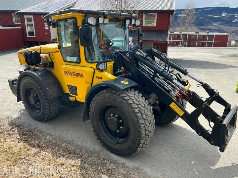 2022 Lundberg 345LS/5255 TOPP UTSTYRT OK STRØKEN - Chargeuse sur pneus: photos 2 2022 Lundberg 345LS/5255 TOPP UTSTYRT OK STRØKEN - Chargeuse sur pneus: photos 2