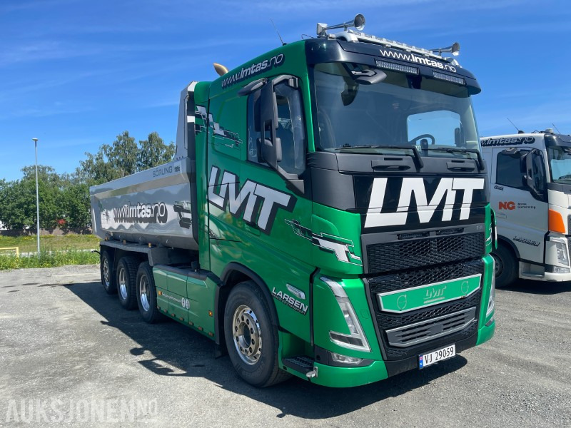 2022 Volvo FH 540 8X4 Tippbil, Tridem luftfjæring og hydraulisk styrt løpeaksel med single hjul - Camion benne: photos 2 2022 Volvo FH 540 8X4 Tippbil, Tridem luftfjæring og hydraulisk styrt løpeaksel med single hjul - Camion benne: photos 2