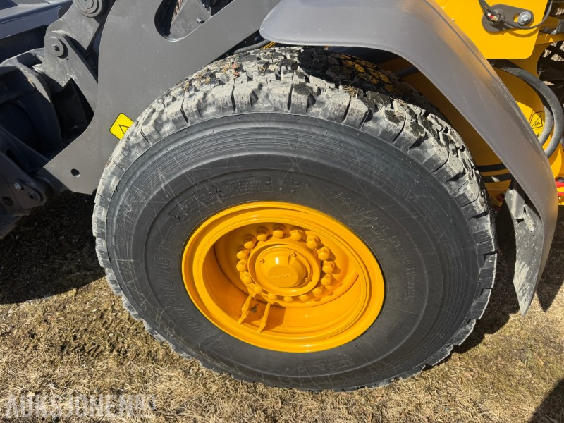 2024 Volvo L70H2 HJULLASTER MED SKUFFE, SETRALSMØRING, VEKT +++KUN 400 TIMER - Chargeuse sur pneus: photos 5 2024 Volvo L70H2 HJULLASTER MED SKUFFE, SETRALSMØRING, VEKT +++KUN 400 TIMER - Chargeuse sur pneus: photos 5