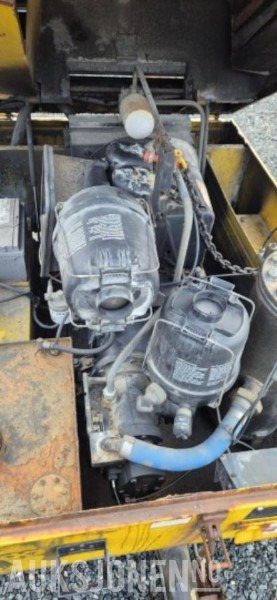 1994 Kaeser M37 - Accessoire pour Engins de chantier: photos 5 1994 Kaeser M37 - Accessoire pour Engins de chantier: photos 5