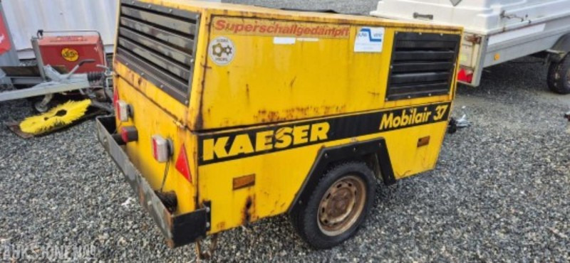 1994 Kaeser M37 - Accessoire pour Engins de chantier: photos 1 1994 Kaeser M37 - Accessoire pour Engins de chantier: photos 1