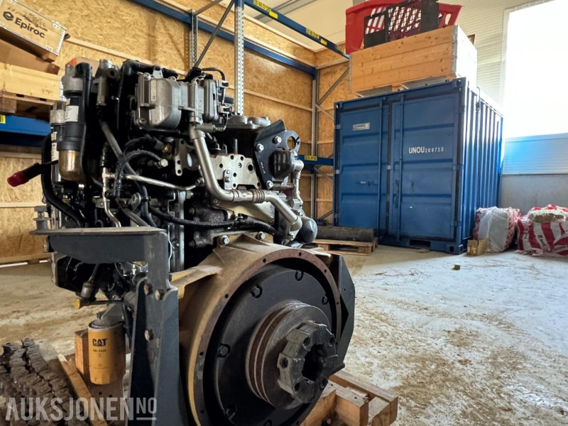 2014 Caterpillar c4.4 Perkins. Ubrukt motor - Accessoire pour Engins de chantier: photos 4 2014 Caterpillar c4.4 Perkins. Ubrukt motor - Accessoire pour Engins de chantier: photos 4