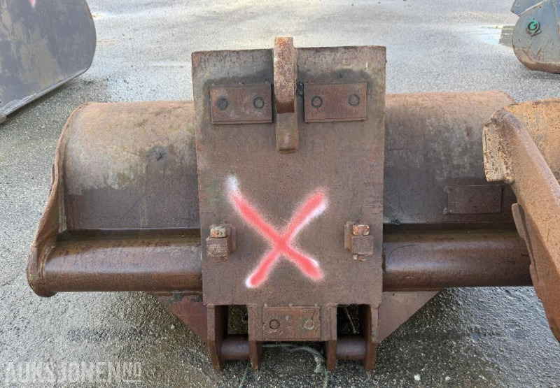 Pusseskuff m/BM feste. - Accessoire pour Engins de chantier: photos 5 Pusseskuff m/BM feste. - Accessoire pour Engins de chantier: photos 5