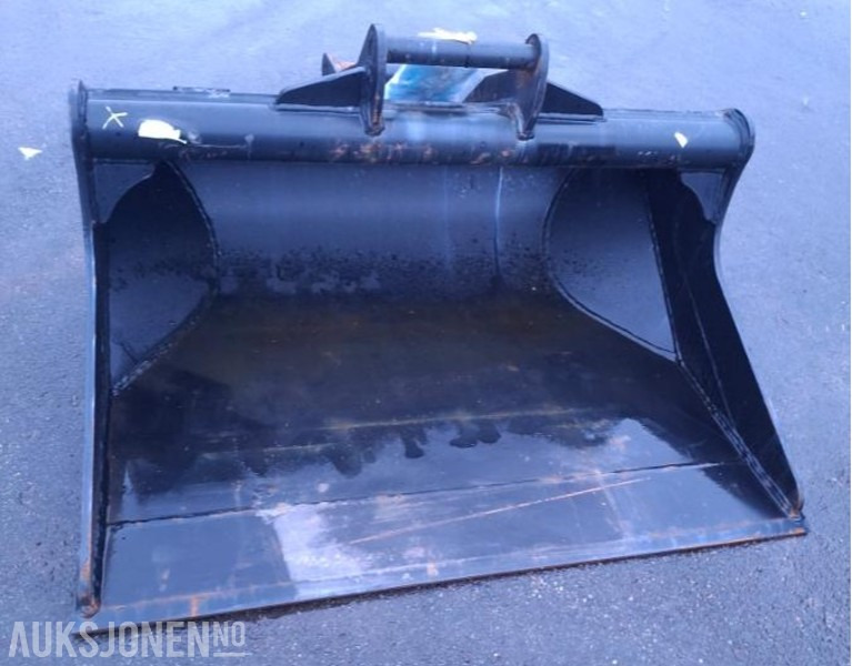 S45 Fast pusseskuff for 6-8 tonn - Ingen minstepris - Accessoire pour Engins de chantier: photos 1 S45 Fast pusseskuff for 6-8 tonn - Ingen minstepris - Accessoire pour Engins de chantier: photos 1