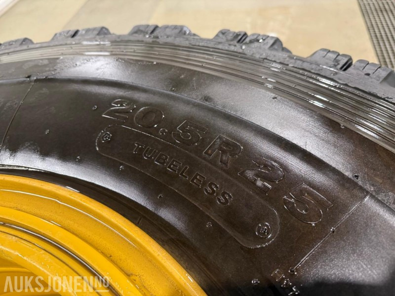Bridgestone hjulsett til - Cat 930M - Chargeuse sur pneus: photos 3 Bridgestone hjulsett til - Cat 930M - Chargeuse sur pneus: photos 3