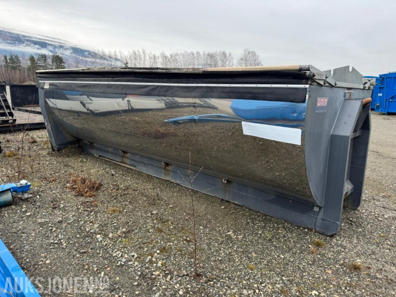 Asfaltkasse til krokløft med giljotinluke og kapell - Camion: photos 3 Asfaltkasse til krokløft med giljotinluke og kapell - Camion: photos 3