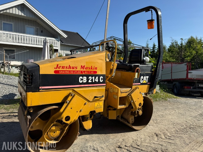 Cat CB-2140 C vals - Compacteur: photos 1 Cat CB-2140 C vals - Compacteur: photos 1