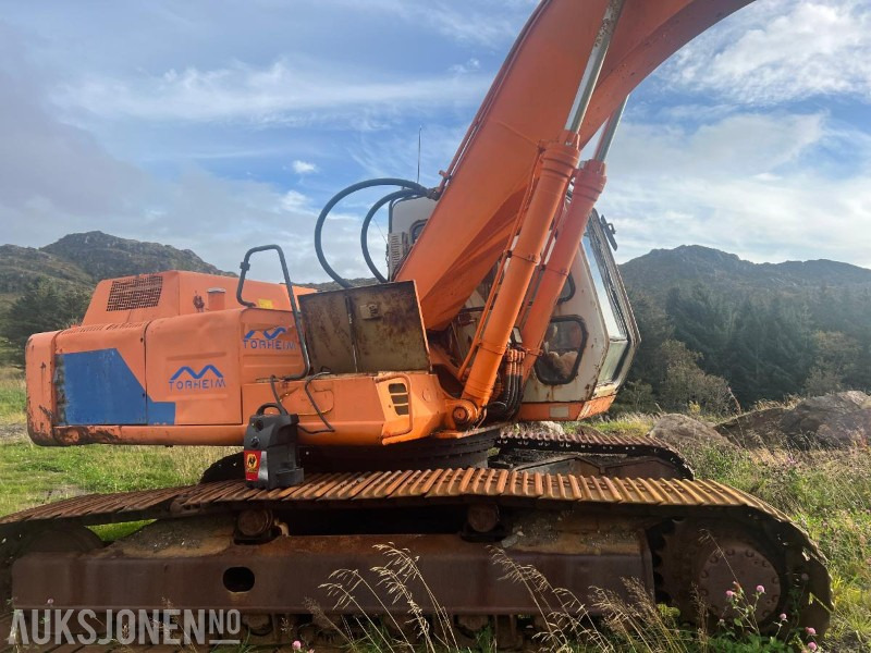 Fiat-Hitachi FH200LC.3 Gravemaskin - Pelle: photos 4 Fiat-Hitachi FH200LC.3 Gravemaskin - Pelle: photos 4