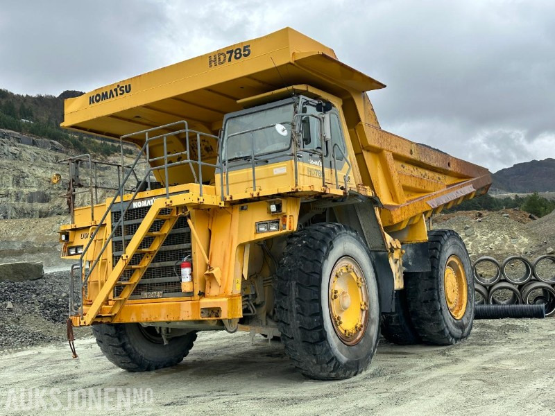 Komatsu HD 785-5 Tipptruck - Tombereau: photos 1 Komatsu HD 785-5 Tipptruck - Tombereau: photos 1