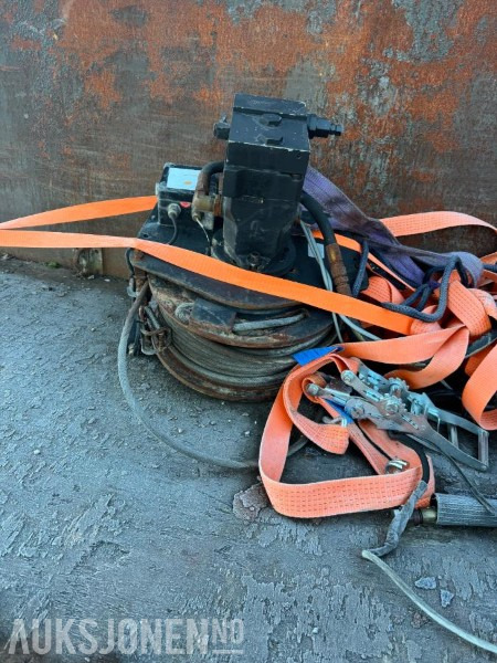 Kranbil Vinsj - ingen minstepris - Grue: photos 2 Kranbil Vinsj - ingen minstepris - Grue: photos 2