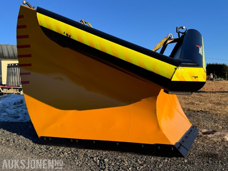 2015 Steinsland SP 2700 - Spissplog med paralellogram - Feste for brøyteplate - Nymalt - Machine agricole: photos 3 2015 Steinsland SP 2700 - Spissplog med paralellogram - Feste for brøyteplate - Nymalt - Machine agricole: photos 3