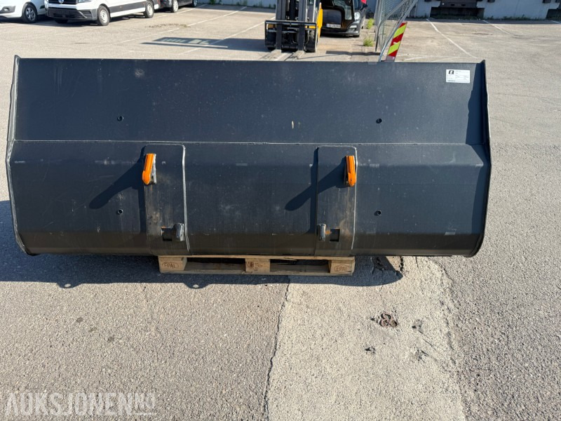 2024 Ålø/Quicke 265 VL - Volumskuffe med Euro feste - Som ny - Machine agricole: photos 4 2024 Ålø/Quicke 265 VL - Volumskuffe med Euro feste - Som ny - Machine agricole: photos 4