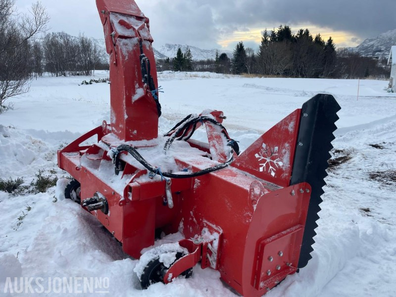 2024 Hamney PX-240 Vendbar snøfres med kantskjær begge sider - Machine agricole: photos 2 2024 Hamney PX-240 Vendbar snøfres med kantskjær begge sider - Machine agricole: photos 2