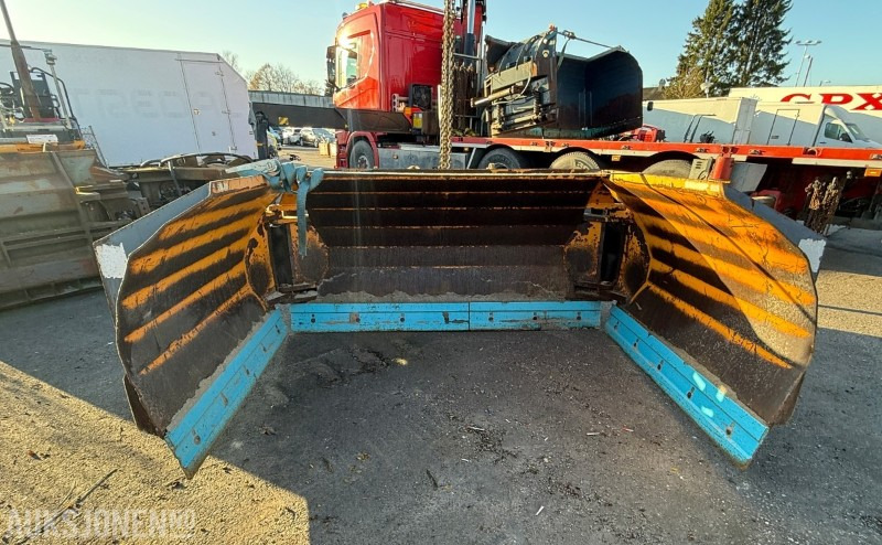 Tellefsdal 5200 U-plog / Snøplog - Machine agricole: photos 1 Tellefsdal 5200 U-plog / Snøplog - Machine agricole: photos 1