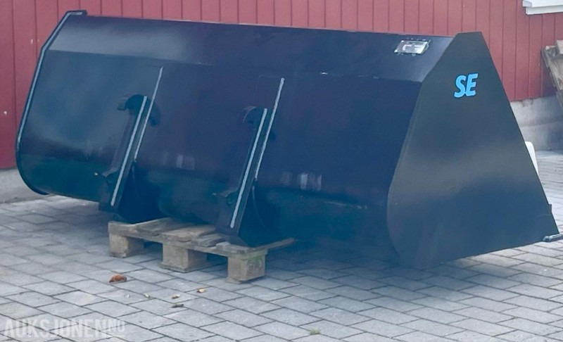 Traktorskuff 240 cm med Trima/sms feste - Machine agricole: photos 1 Traktorskuff 240 cm med Trima/sms feste - Machine agricole: photos 1