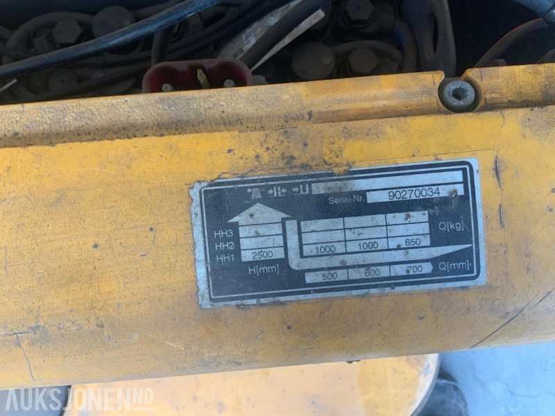 1990 Jungheinrich 112 - Løftehøyde ca 250cm - Matériel de manutention: photos 4 1990 Jungheinrich 112 - Løftehøyde ca 250cm - Matériel de manutention: photos 4