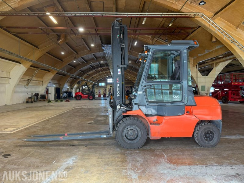 2012 Toyota 42-7FDA50 gaffeltruck- 1506 timer - årskontrollert og godkjent. - Matériel de manutention: photos 2 2012 Toyota 42-7FDA50 gaffeltruck- 1506 timer - årskontrollert og godkjent. - Matériel de manutention: photos 2