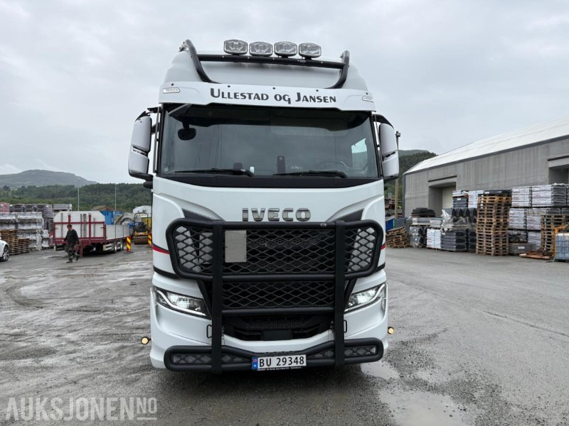 2021 Iveco S-way 570 trekkvogn med 3akslet kel-berg henger - Tracteur routier: photos 4 2021 Iveco S-way 570 trekkvogn med 3akslet kel-berg henger - Tracteur routier: photos 4